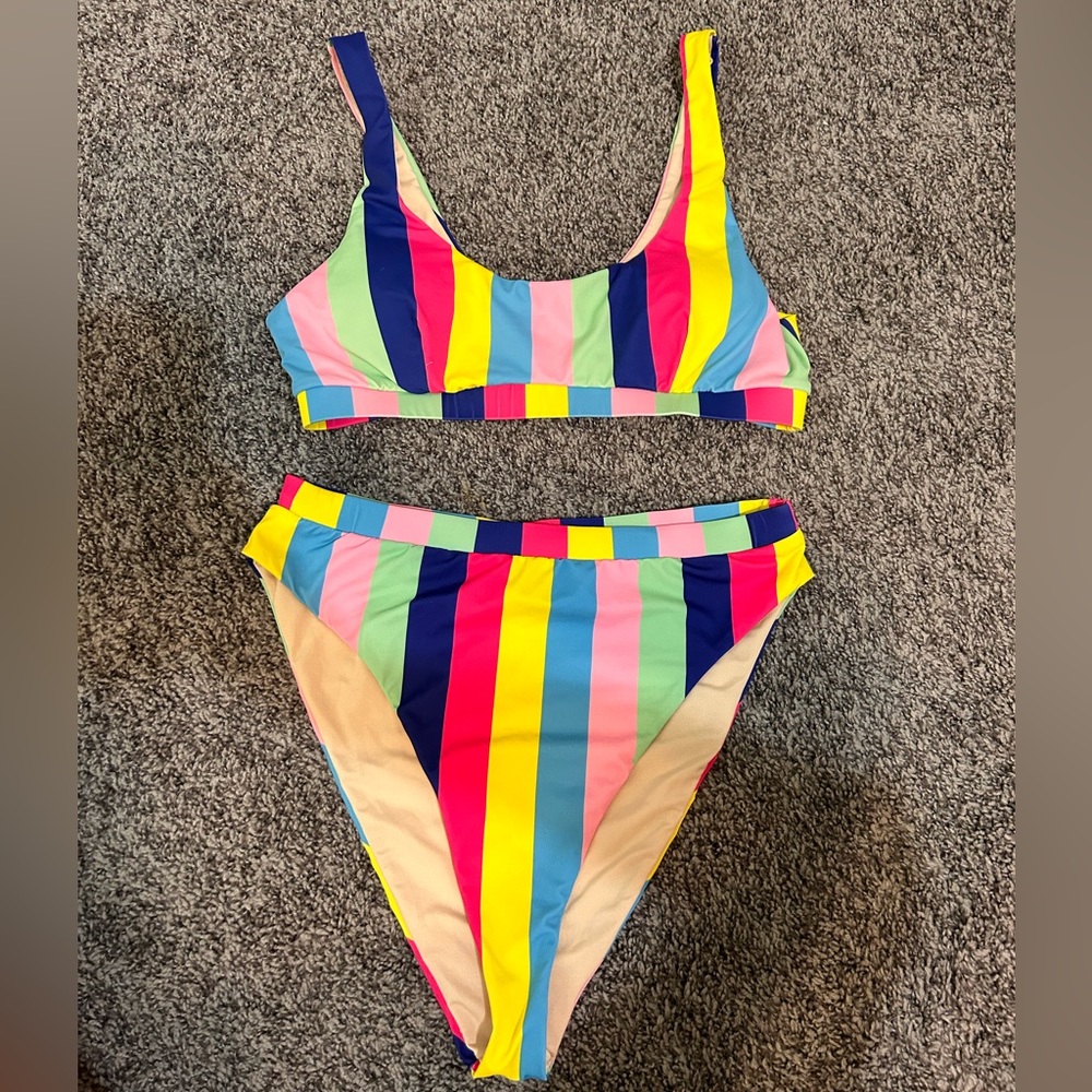 Rainbow bikini 🌈